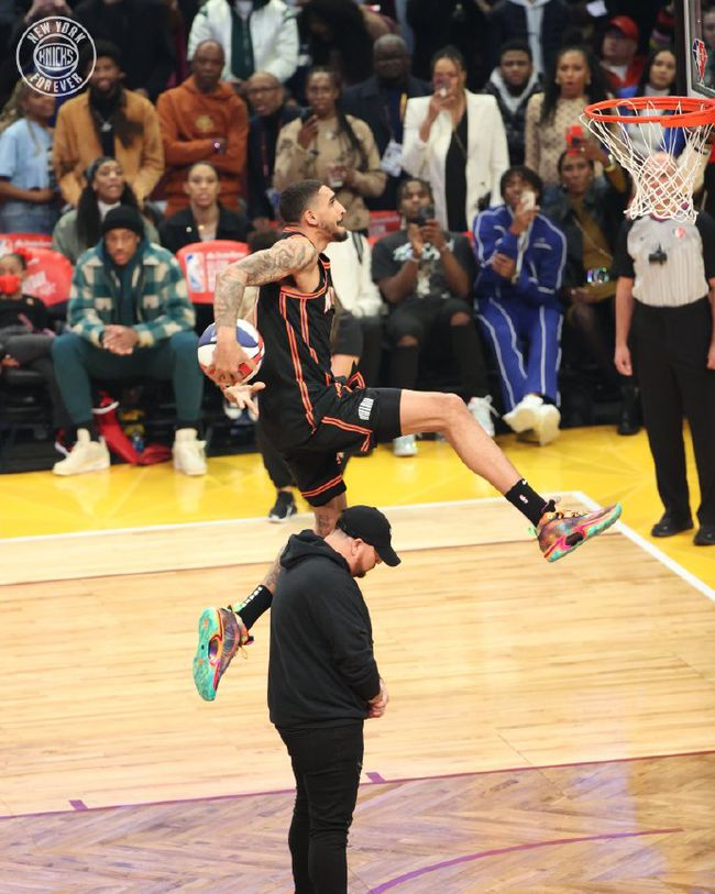 员们在面临 员们在面临