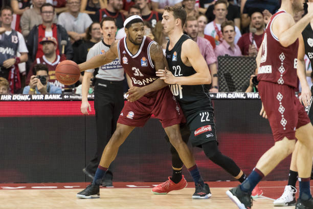 建立足球学 建立足球学