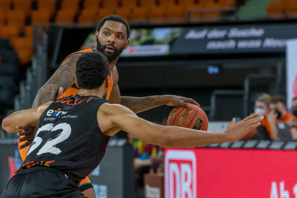 上升的斯图 上升的斯图